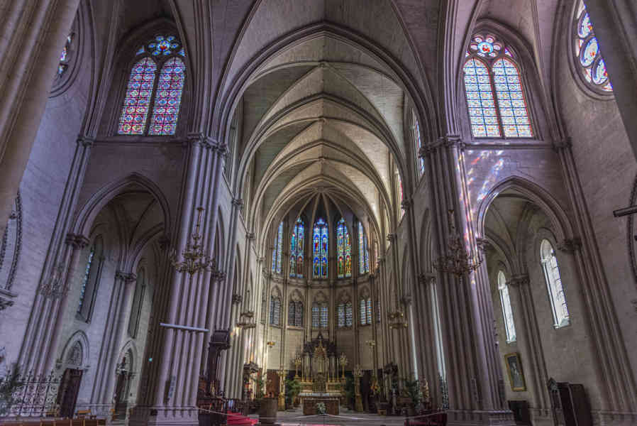 Francia - Montpellier 015 - catedral de Saint-Pierre.jpg